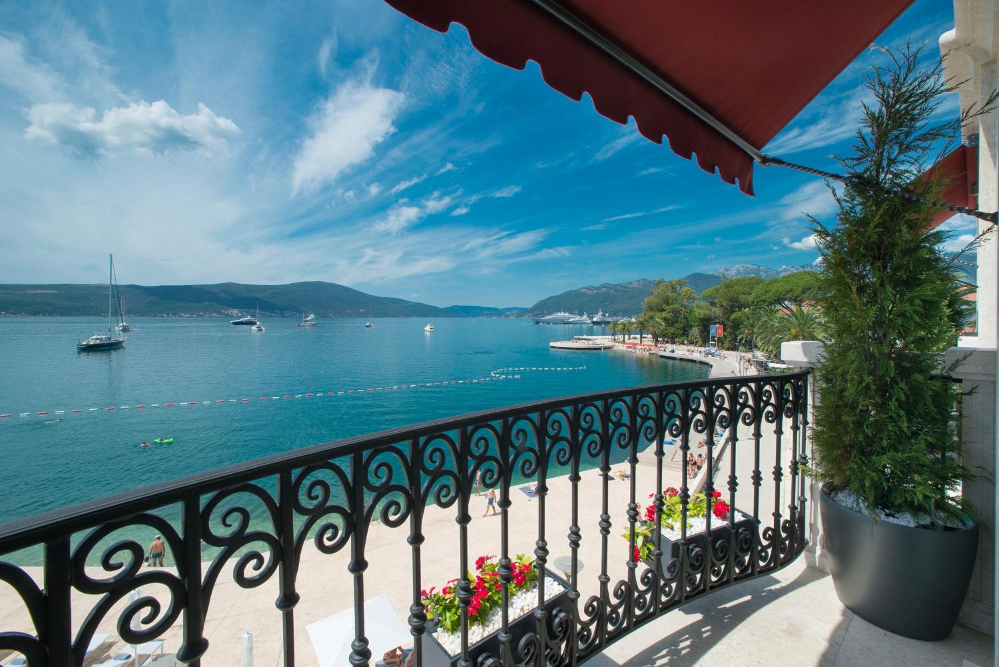 Boutique Hotel La Roche Τίβατ Εξωτερικό φωτογραφία