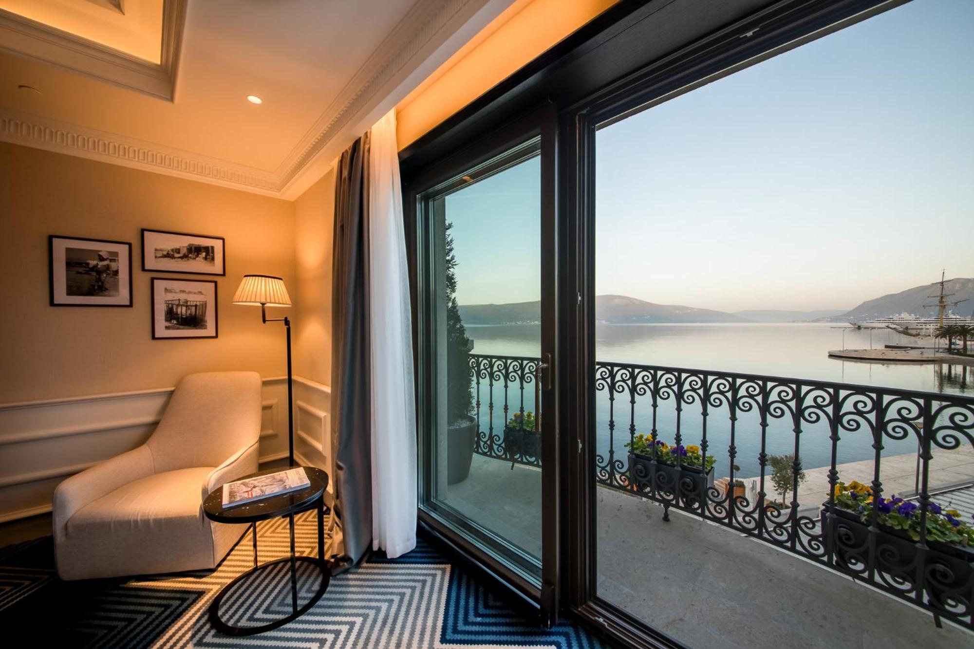 Boutique Hotel La Roche Τίβατ Εξωτερικό φωτογραφία