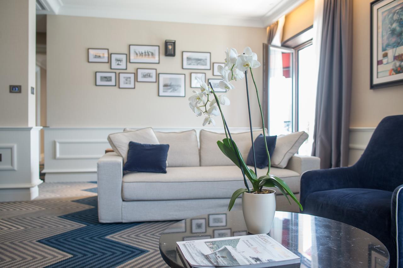 Boutique Hotel La Roche Τίβατ Εξωτερικό φωτογραφία
