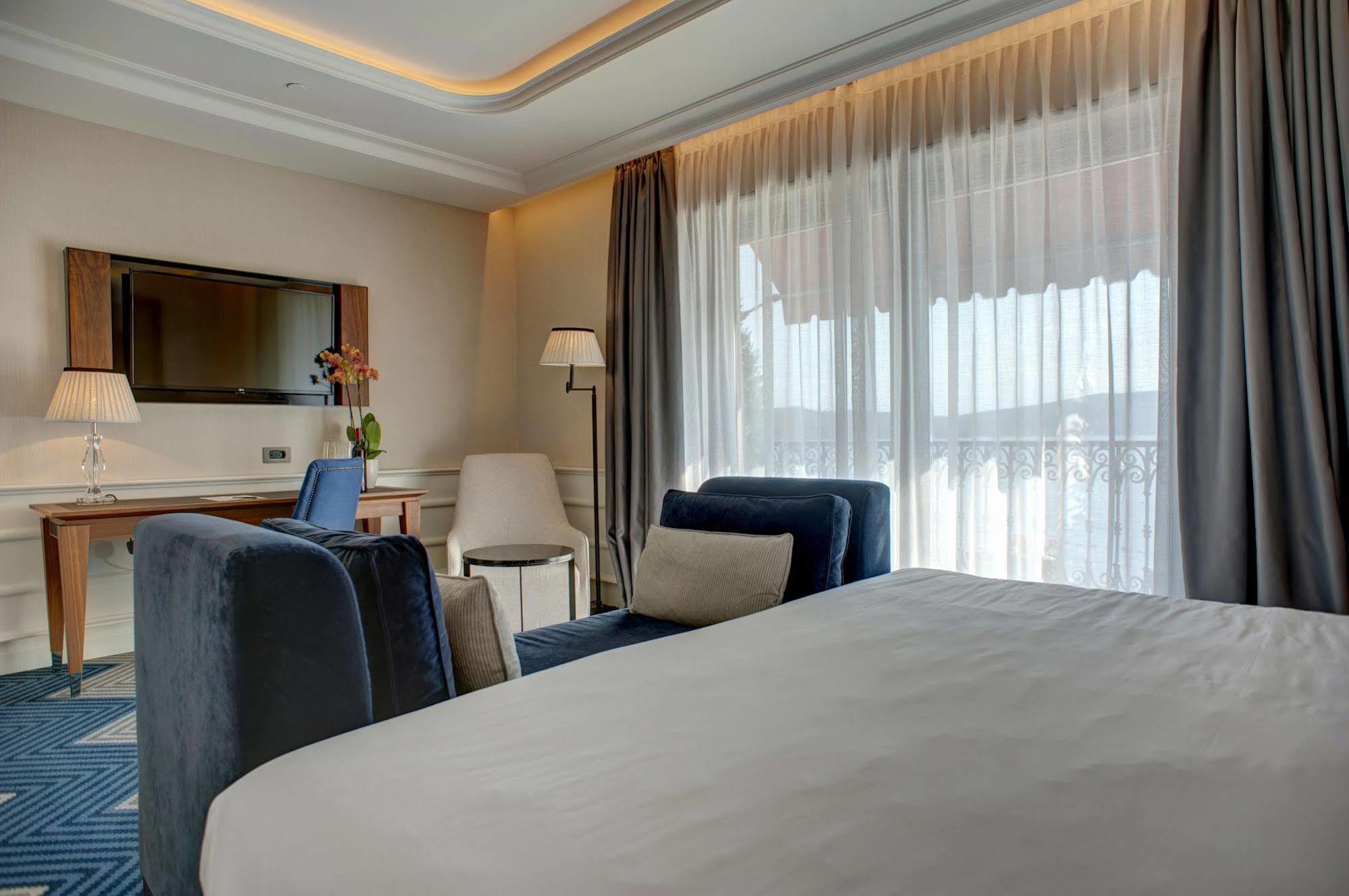 Boutique Hotel La Roche Τίβατ Εξωτερικό φωτογραφία