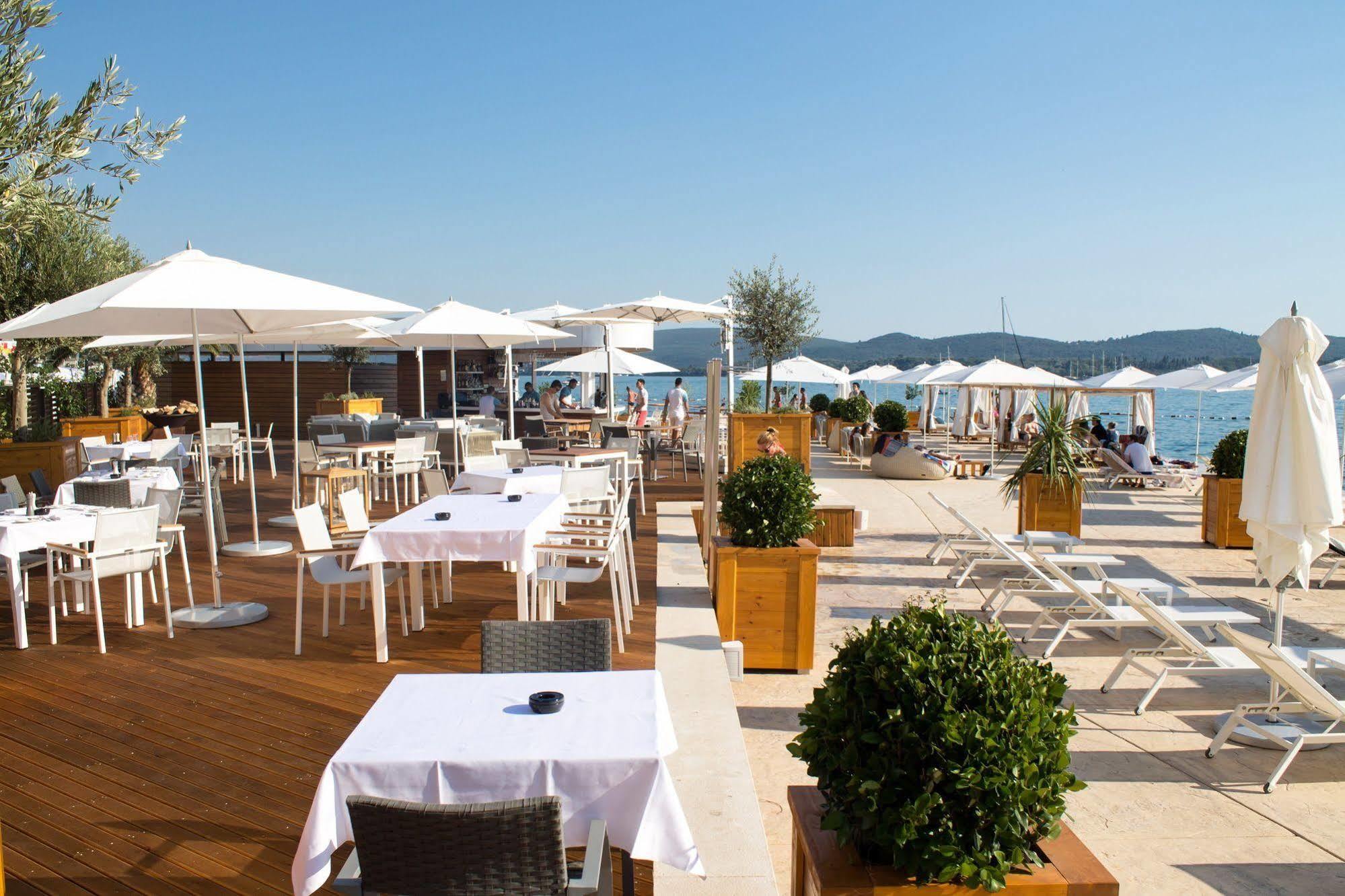Boutique Hotel La Roche Τίβατ Εξωτερικό φωτογραφία
