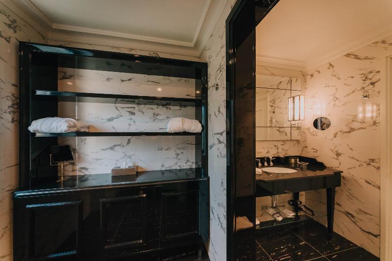 Boutique Hotel La Roche Τίβατ Εξωτερικό φωτογραφία