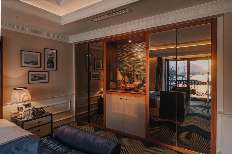 Boutique Hotel La Roche Τίβατ Εξωτερικό φωτογραφία