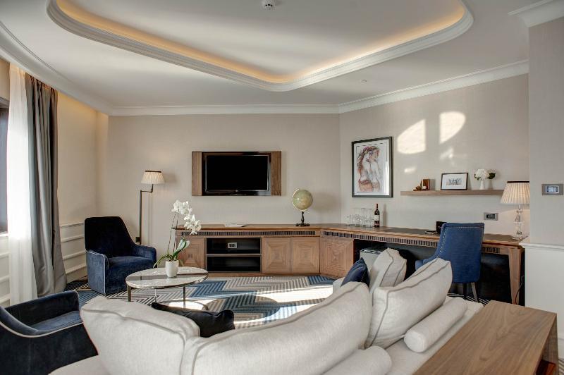 Boutique Hotel La Roche Τίβατ Εξωτερικό φωτογραφία